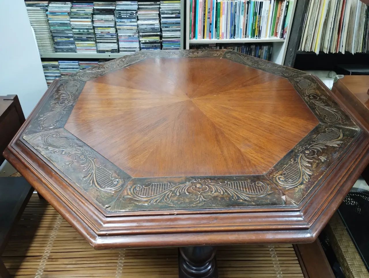 Mesa de centro antigo 469175282592000000