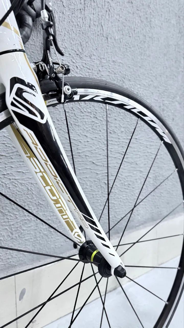 自転車本体 Scott Addict R3 SCOTT ADDICT R3 - Ciclismo - Estados, João Pessoa 1539912471 | OLX