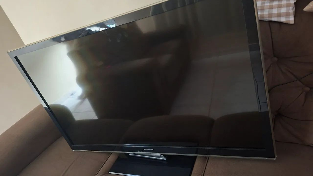 VENDO TELEVISÃO PANASONIC 42" LCD SMART TV