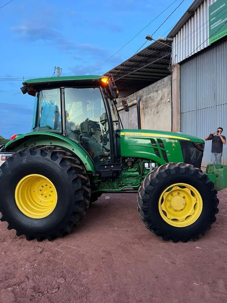 TRATOR JOHN DEERE 5078 ANO 2023