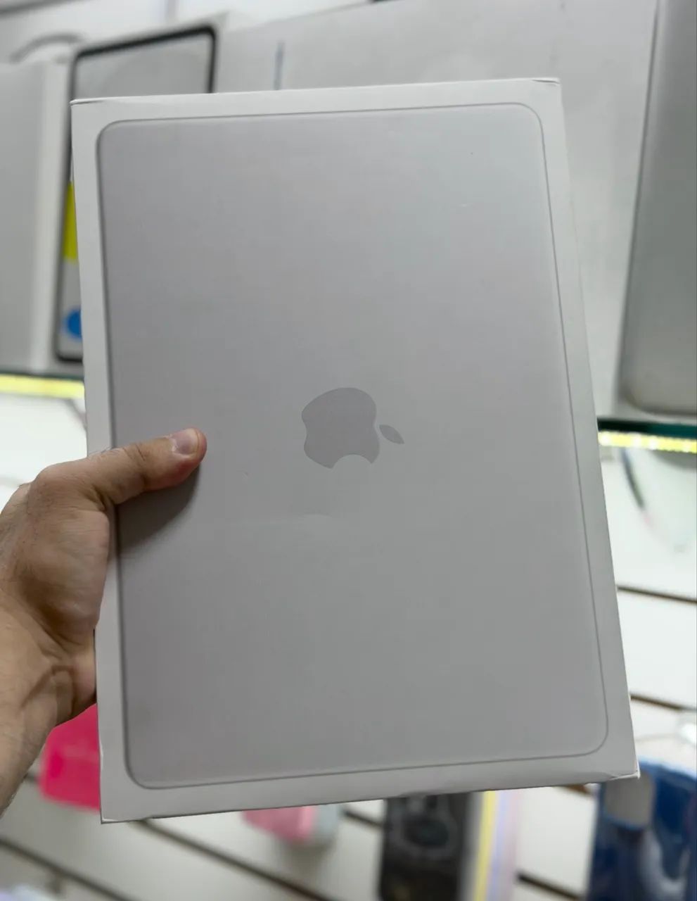 Macbook neo 8gb / 256gb novo lacrado LOJA FÍSICA 1 ano de garantia