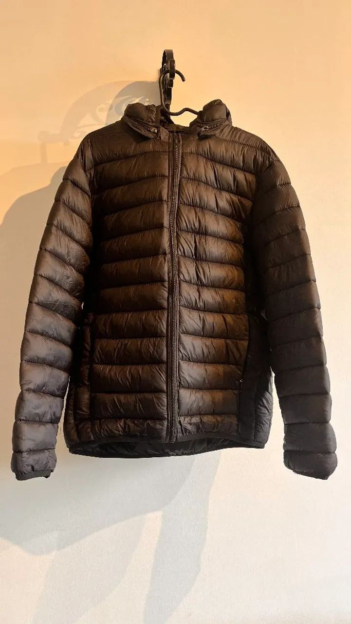 Jaqueta puffer impermeável 