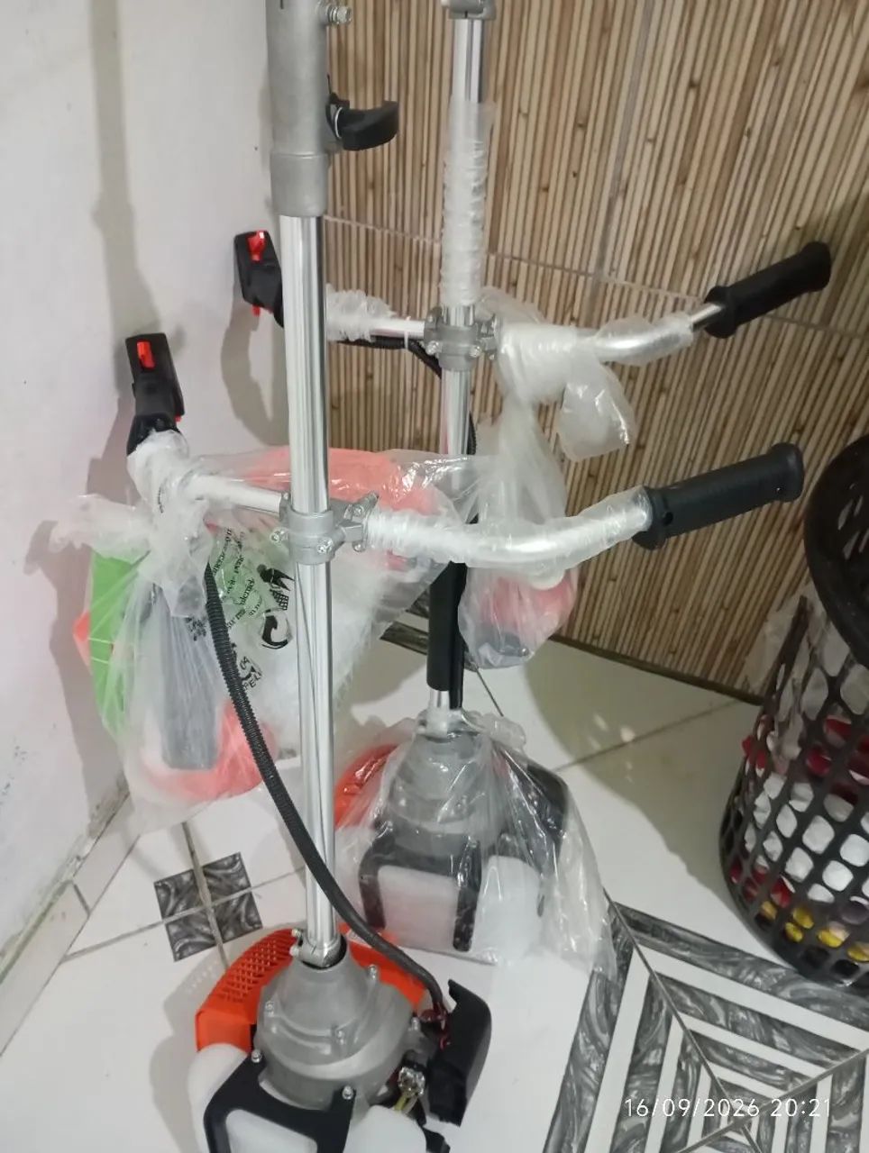 Roçadeira nova