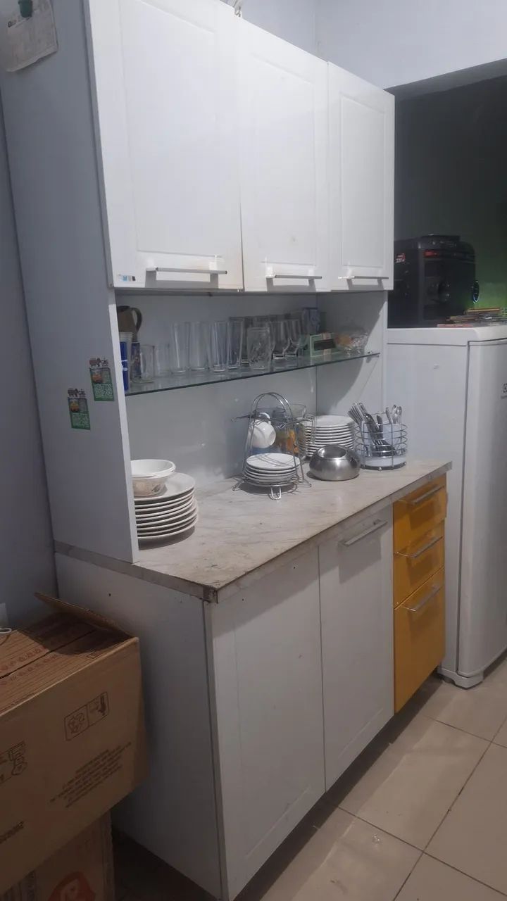 Vendo armário usado 