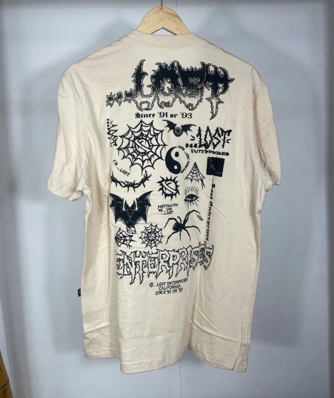 Camiseta lost