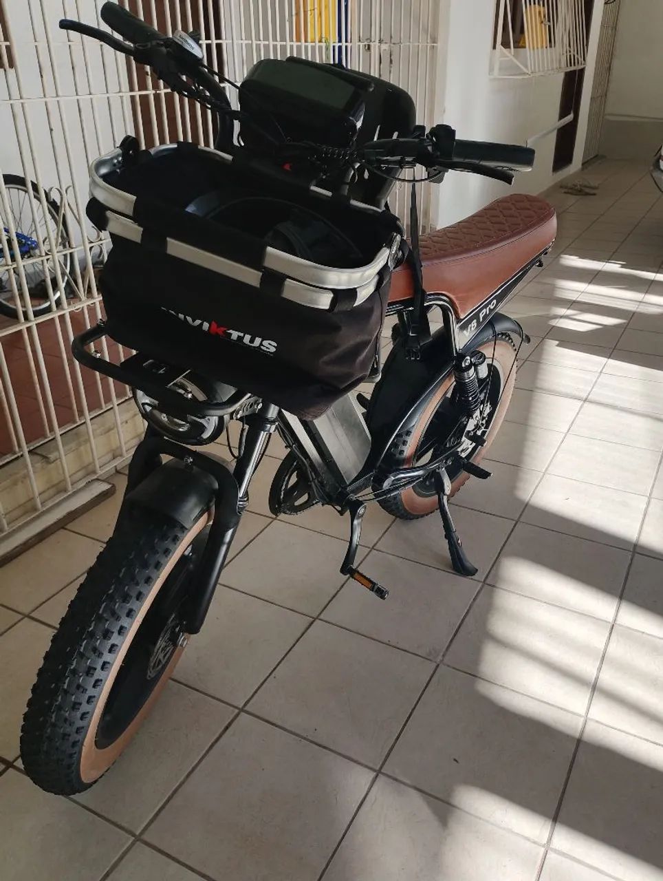 Bicicleta elétrica v8 pro - Foto 5