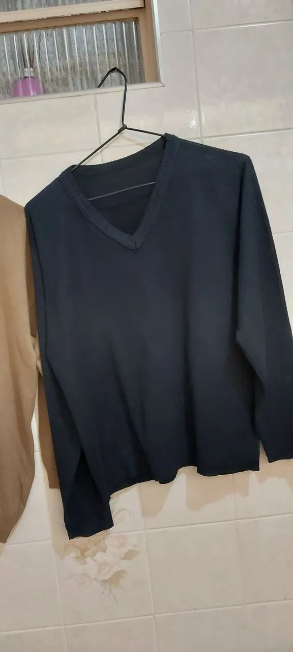 2 blusas de lã ,40 reais as duas - Foto 3