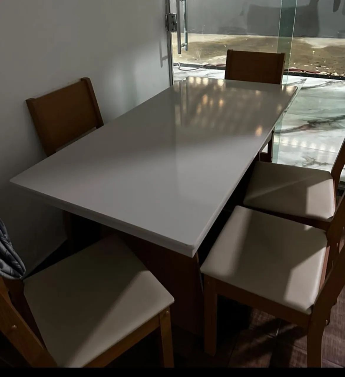 Mesa 6 cadeiras 