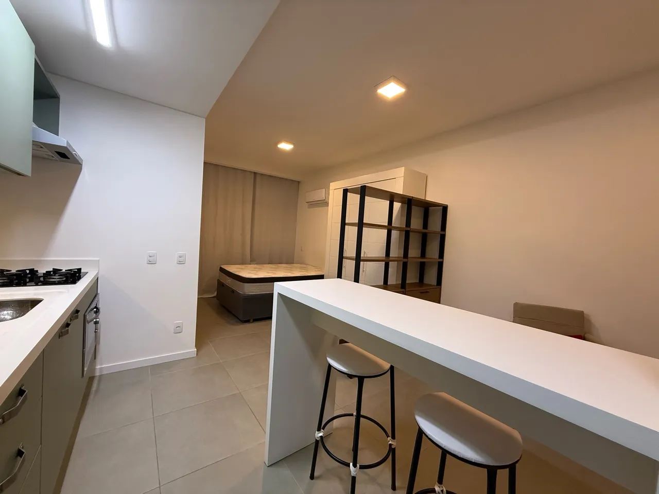 Aluguel de estudio mobiliado e com vaga na Trindade  - Foto 4