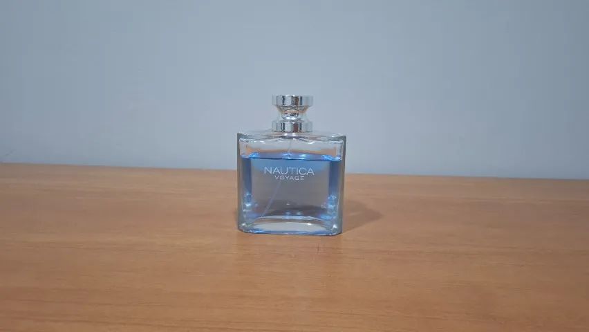 Perfume nautica voyage.