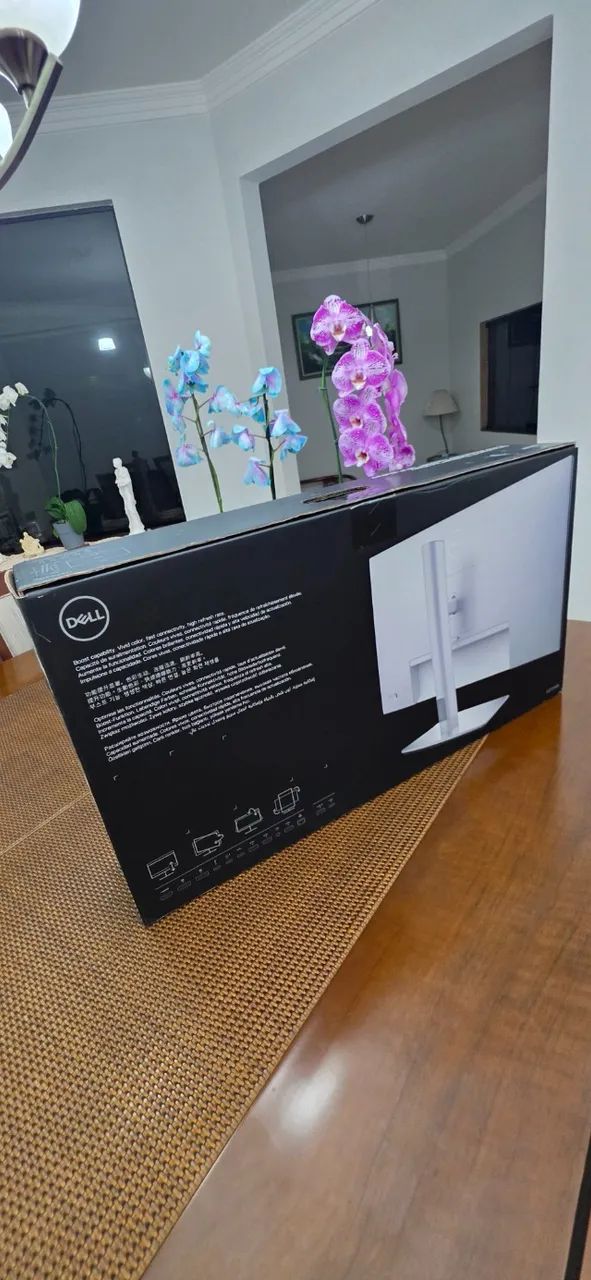 Monitor Dell Ultrasharp 27 U2724D - Foto 2