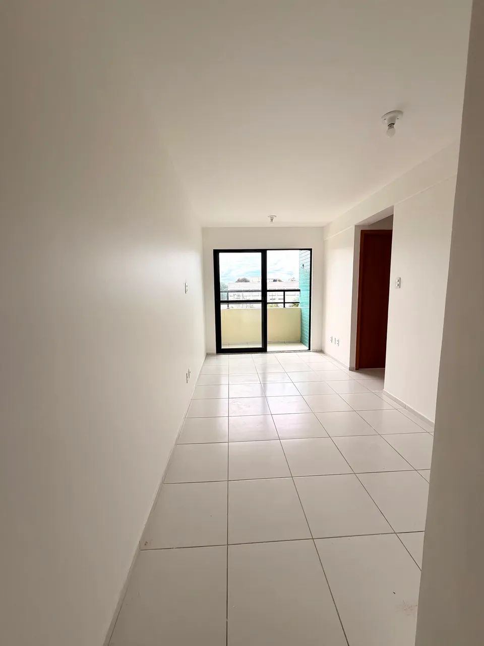 Apartamento para aluguel no Edifício Gulandi