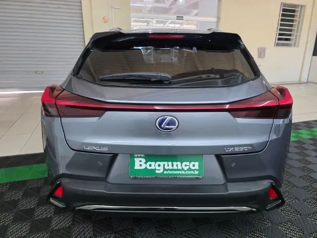 Lexus UX-250h F-sport 2.0 16V Aut.(hybrid), foto 5 de 17