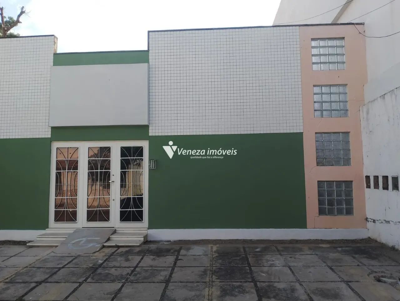Prédio Comercial para Venda
