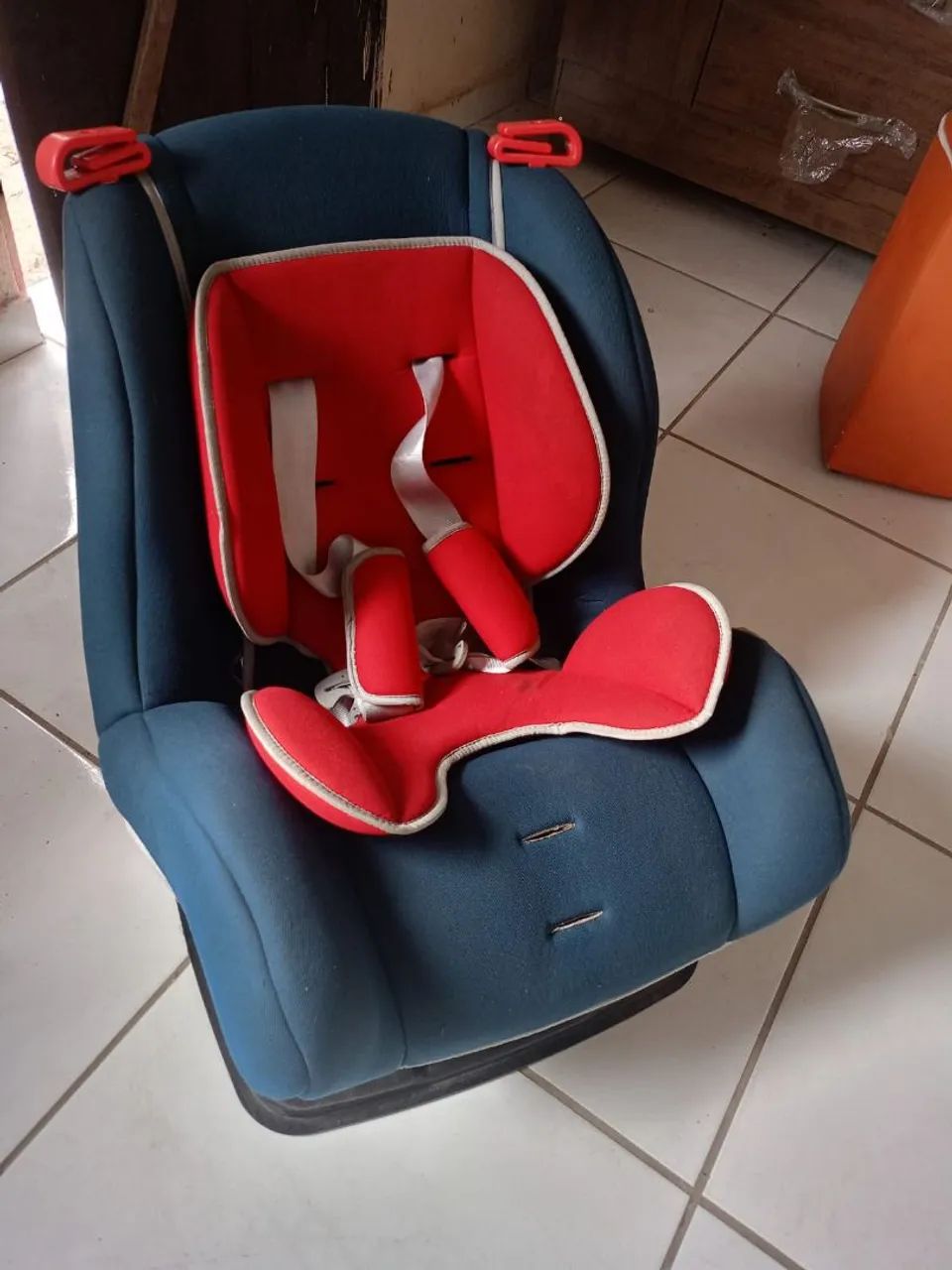 Cadeira de automóvel infantil 