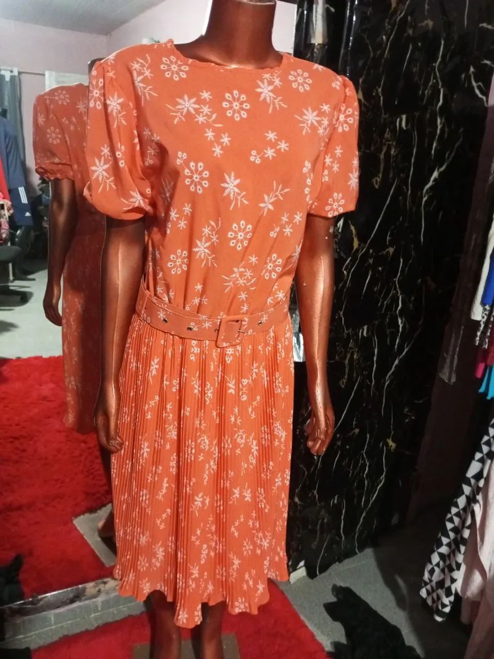 Vestidos novos e únicos . - Foto 4