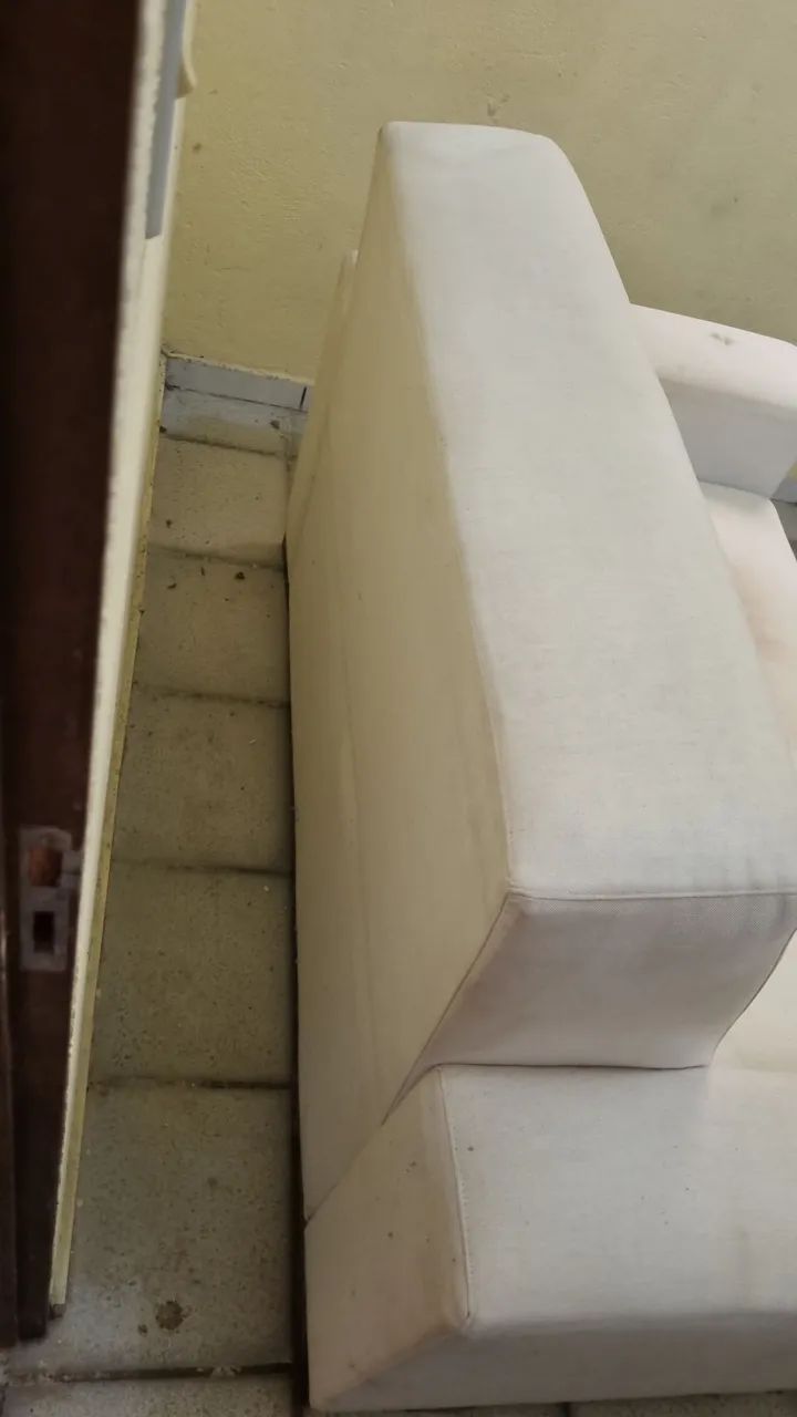 VENDO 2 SOFÁS DE 2 E DE 3 LUGARES EM TECIDO - Foto 3
