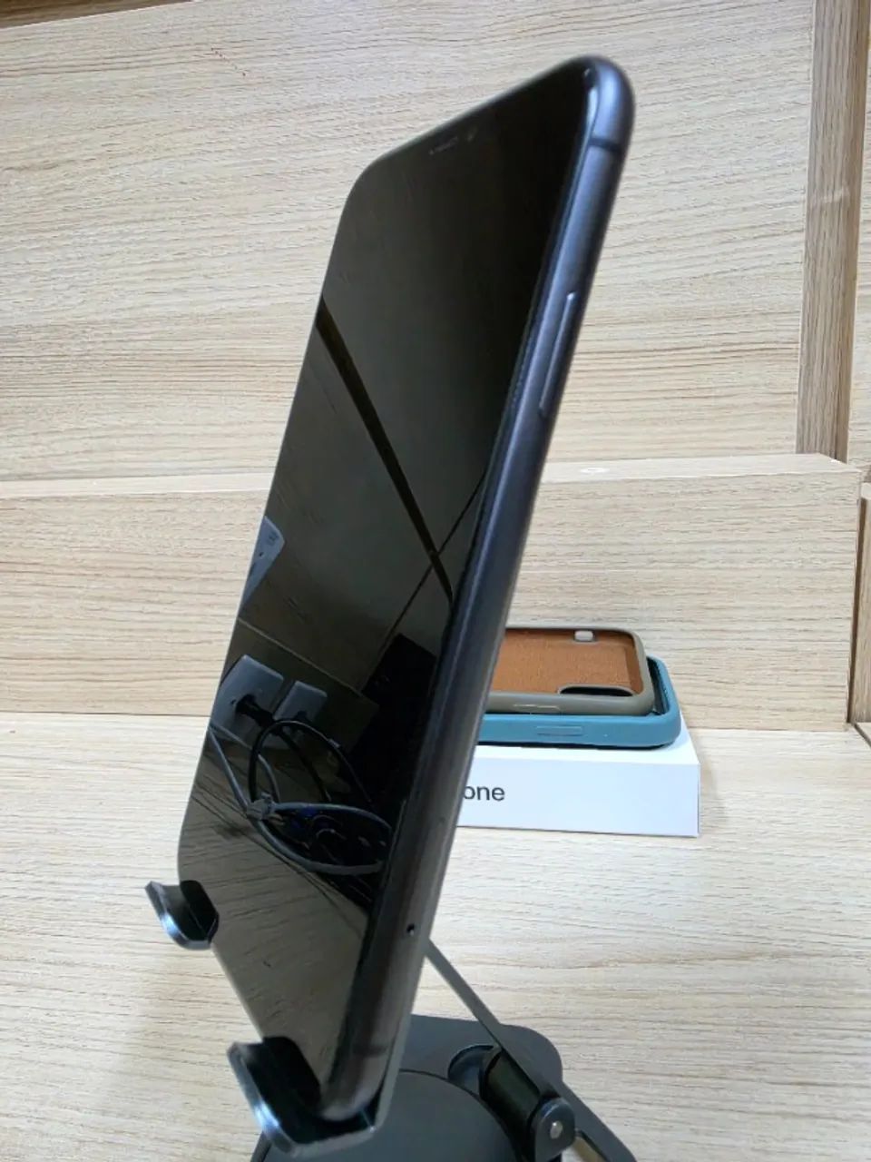 iPhone 11 MHDA3BR/A A2221 64GB Preto - Foto 2