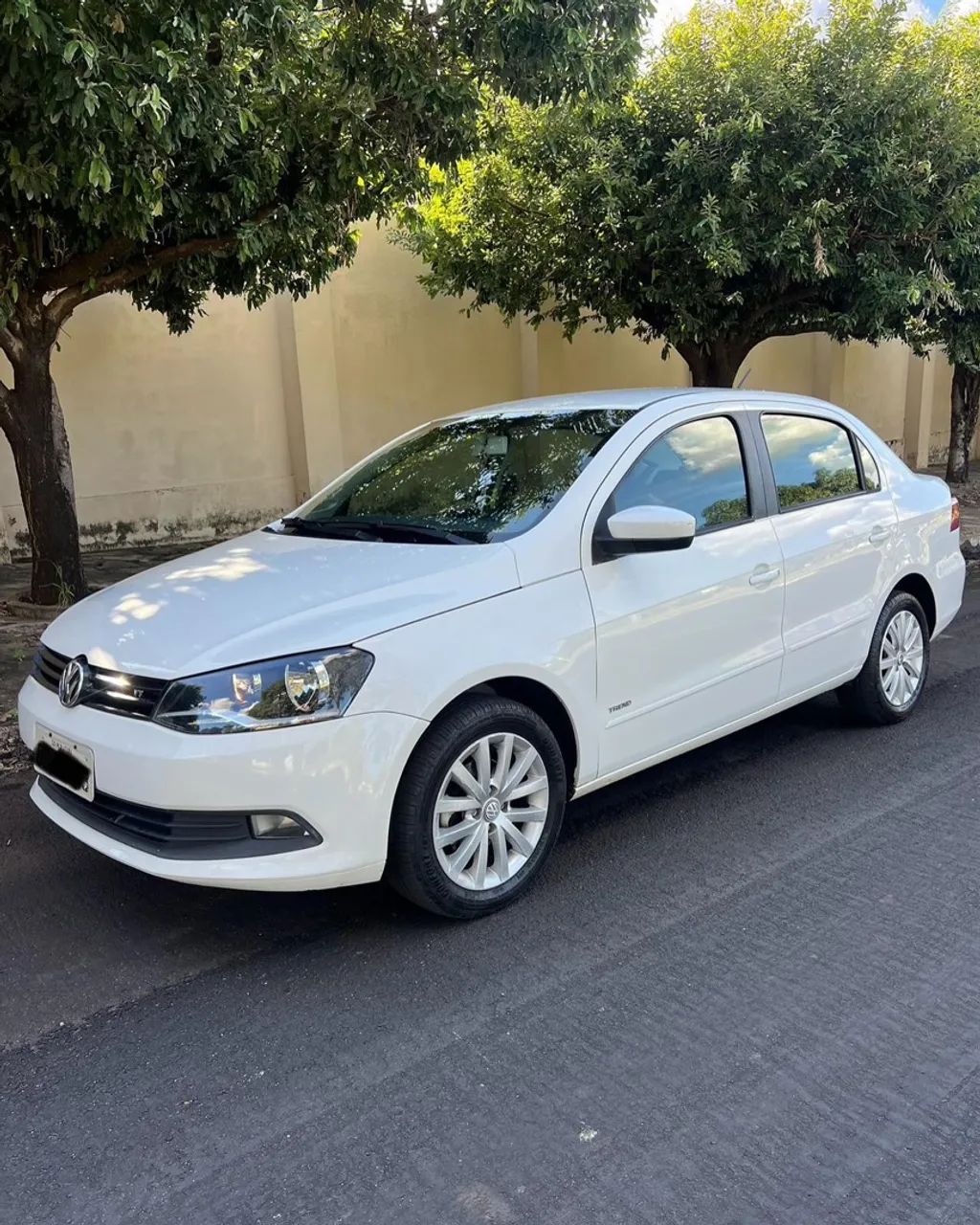 Volkswagen Voyage VOYAGE Comfortline 1.0 T.Flex 8V 4p 2015