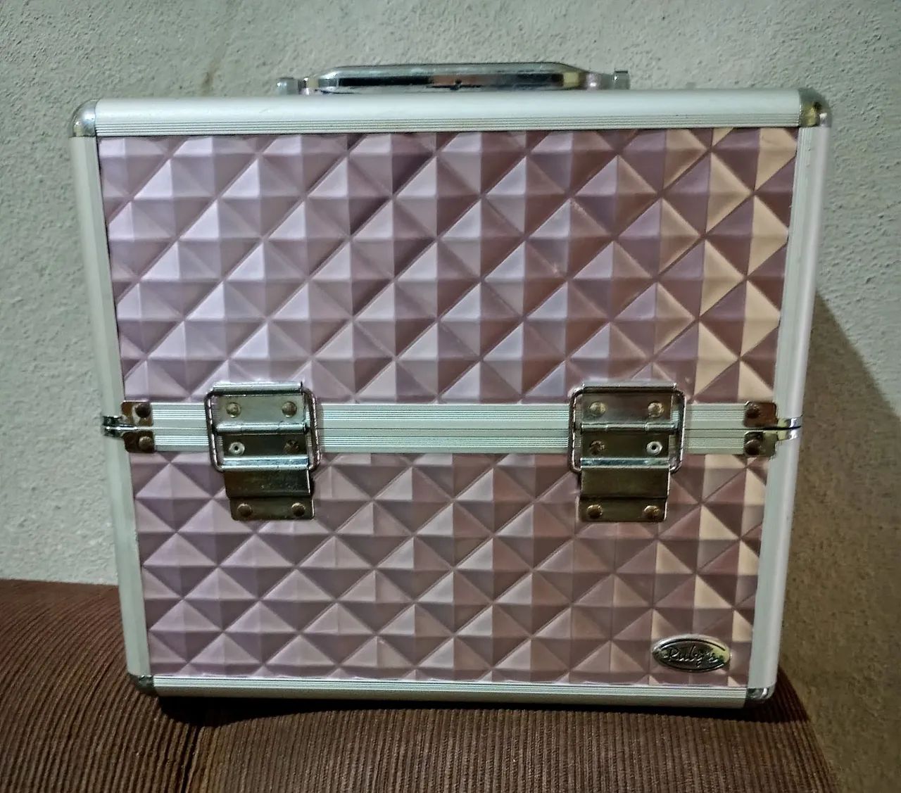 Vende-se maleta de maquiagem 