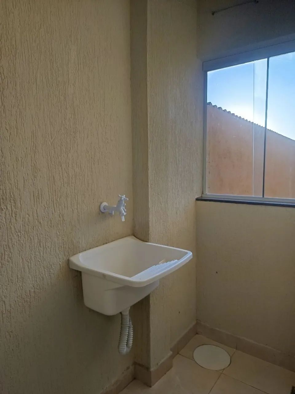 Alugo Apartamento com dois quartos  - Foto 3