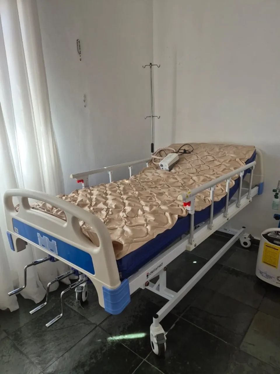 CAMA HOSPITALAR COMPLETA