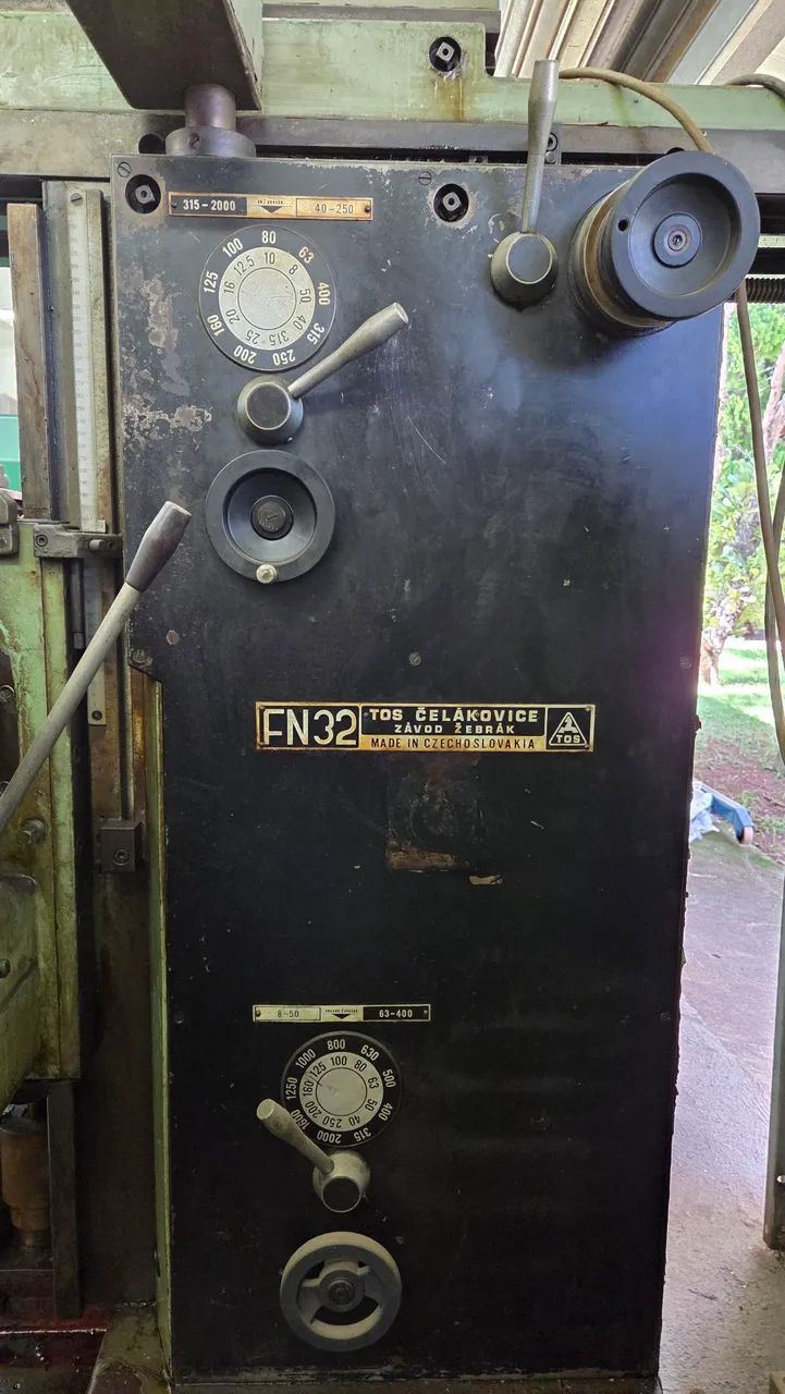 Fresadora Tipo Deckel - Foto 2