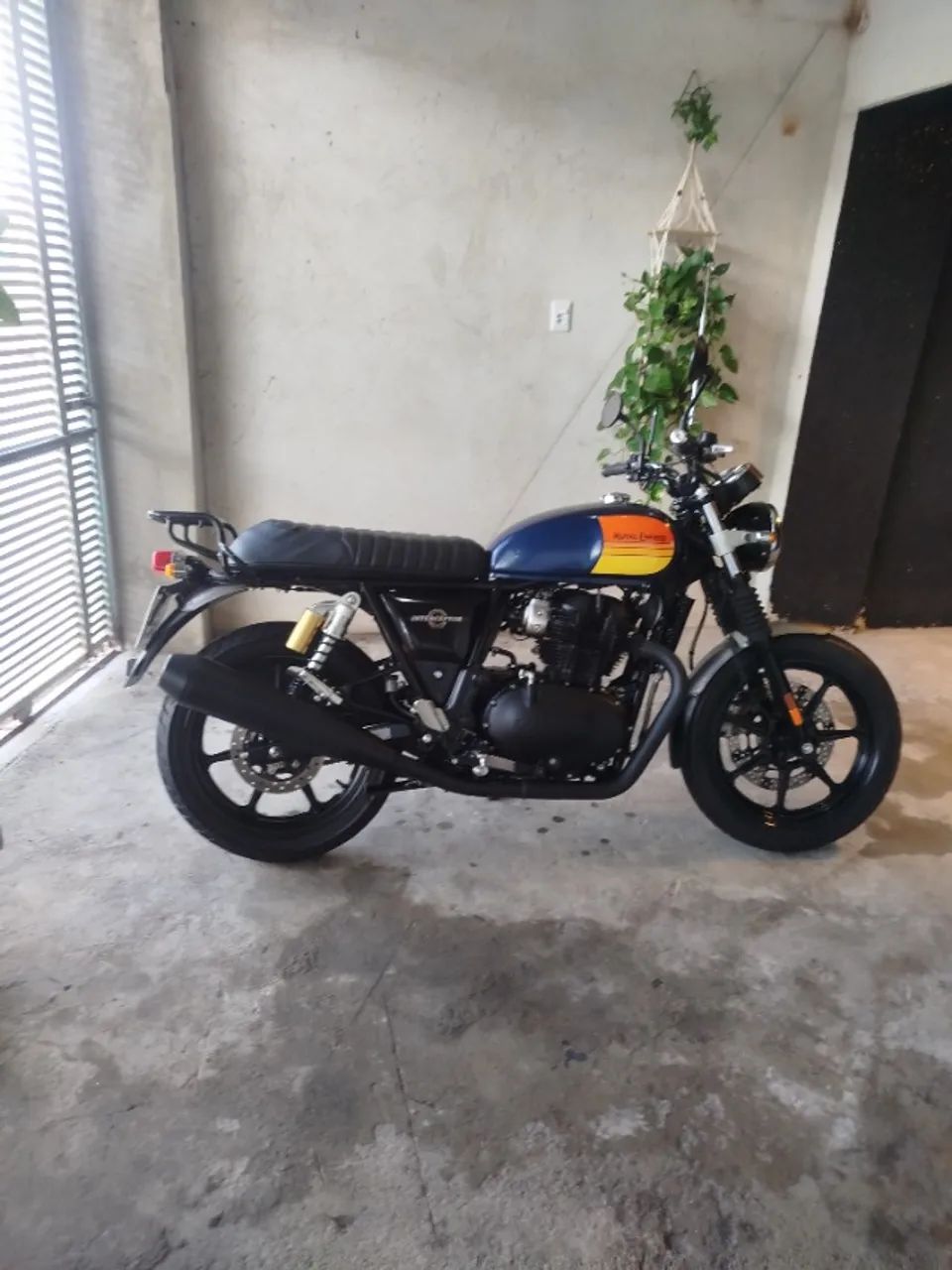 Royal Enfield Interceptor 650