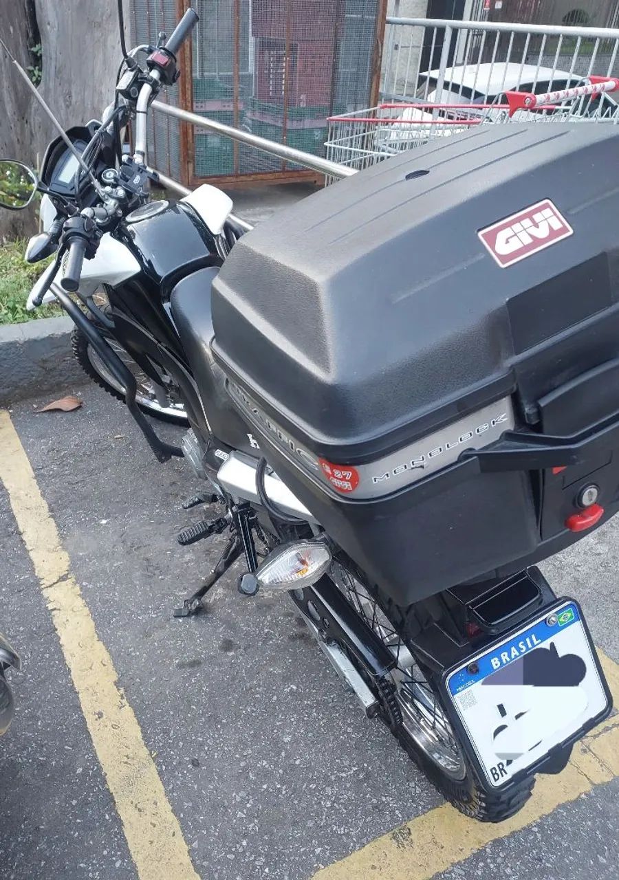 Moto bem conservada, muito boa é  só pegar e rodar. - Foto 2