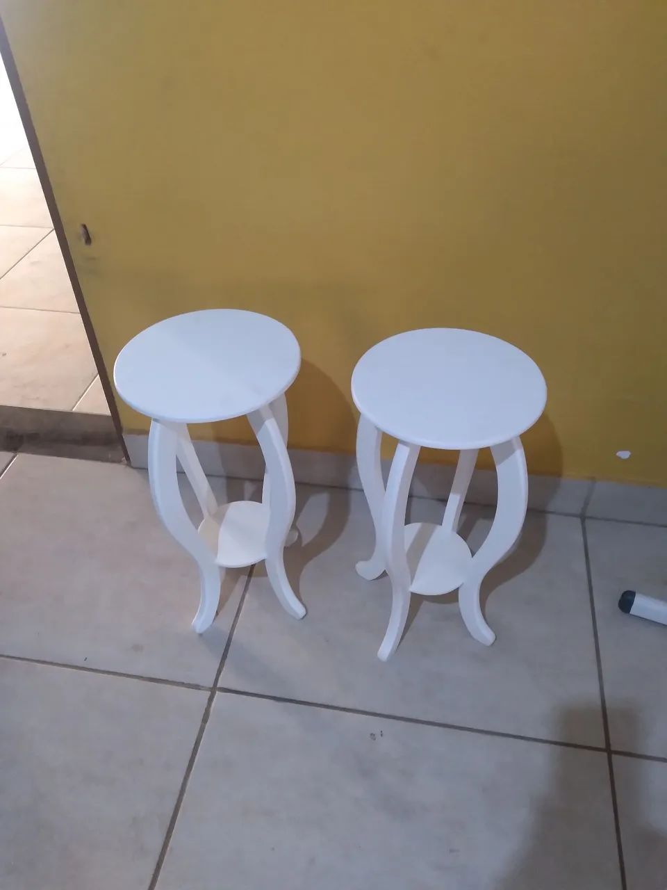 02 banquetas  -  por 150
