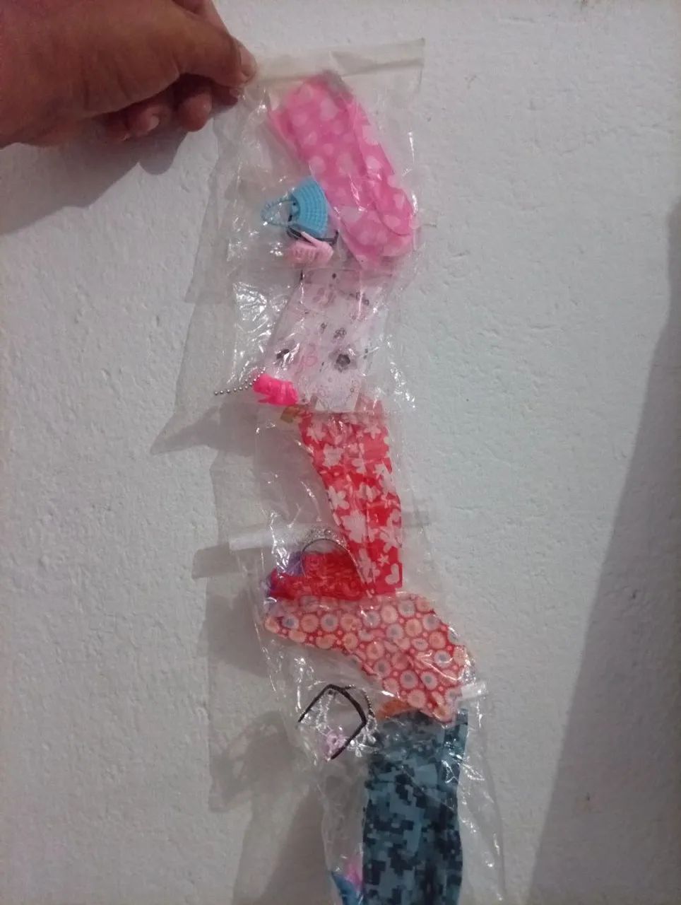 Vertido e assessórios Pra Boneca