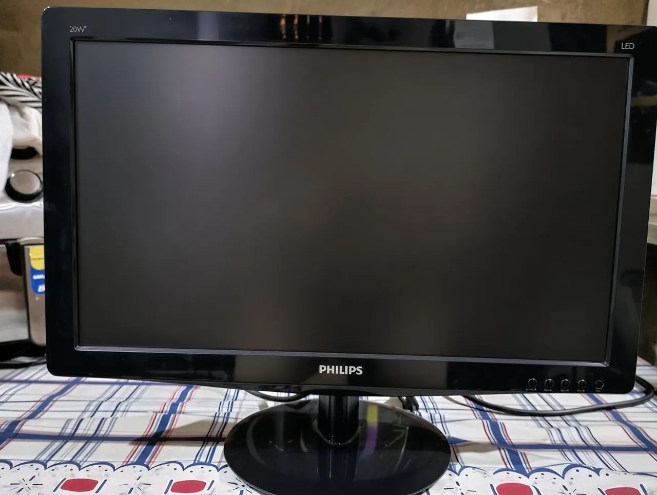 Monitor Philips 19 polegadas 60hz + cabo vga + adaptador hdmi