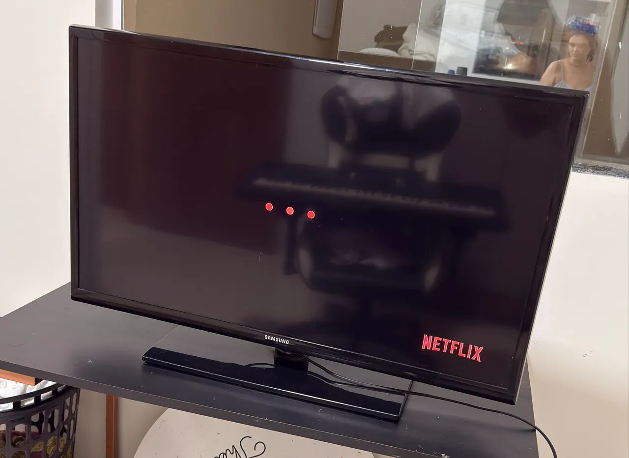 TV Samsung 32 Polegadas + Chromecast - Foto 2