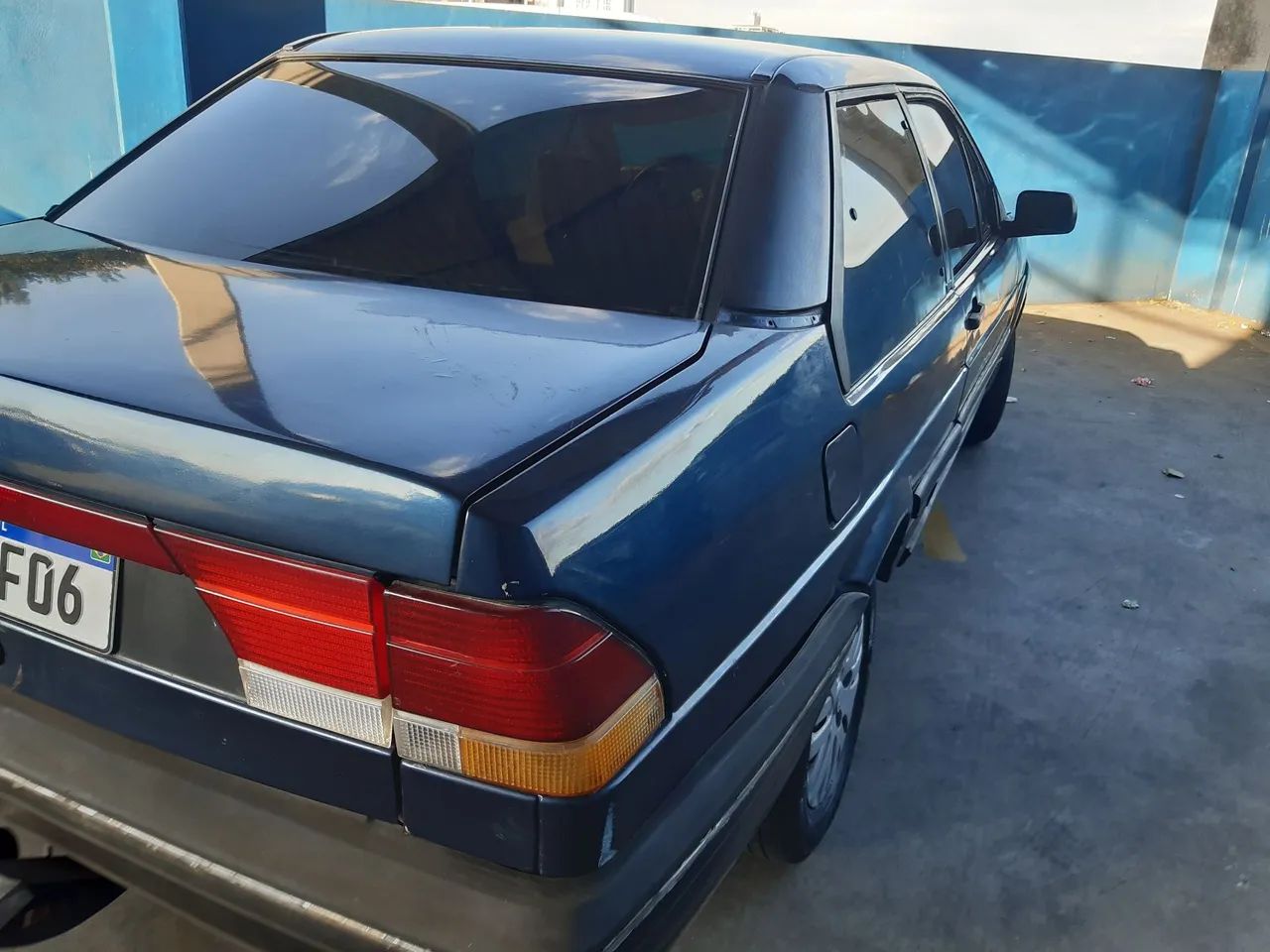 Ford Versailles Ghia 2.0i / 2.0 2P E 4P (álcool) 1992