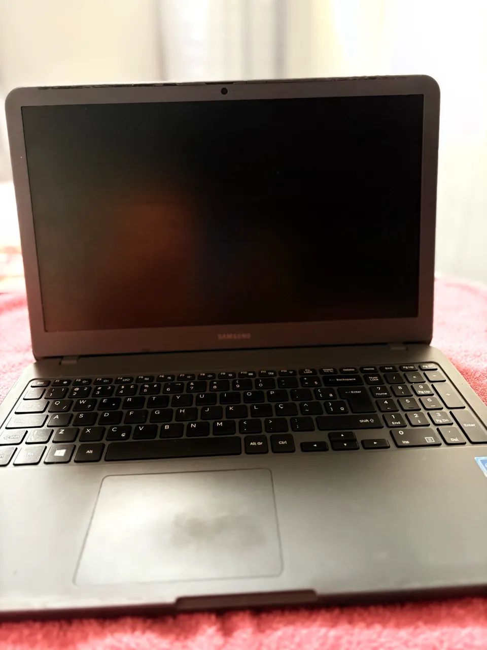 Notebook Samsung Essentials E20 15,6