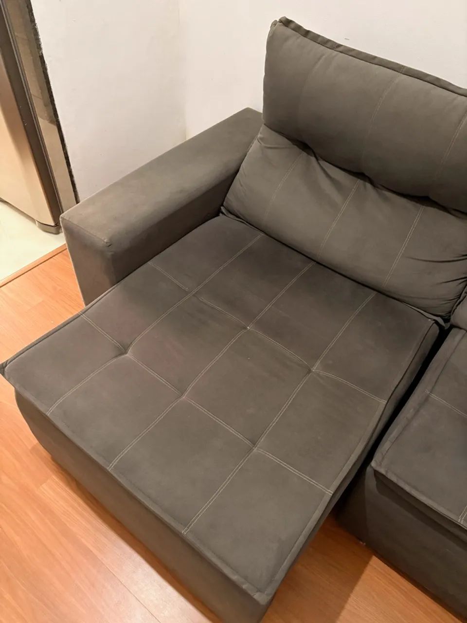 Sofá Retrátil 2 Lugares Cinza Chumbo - Foto 3