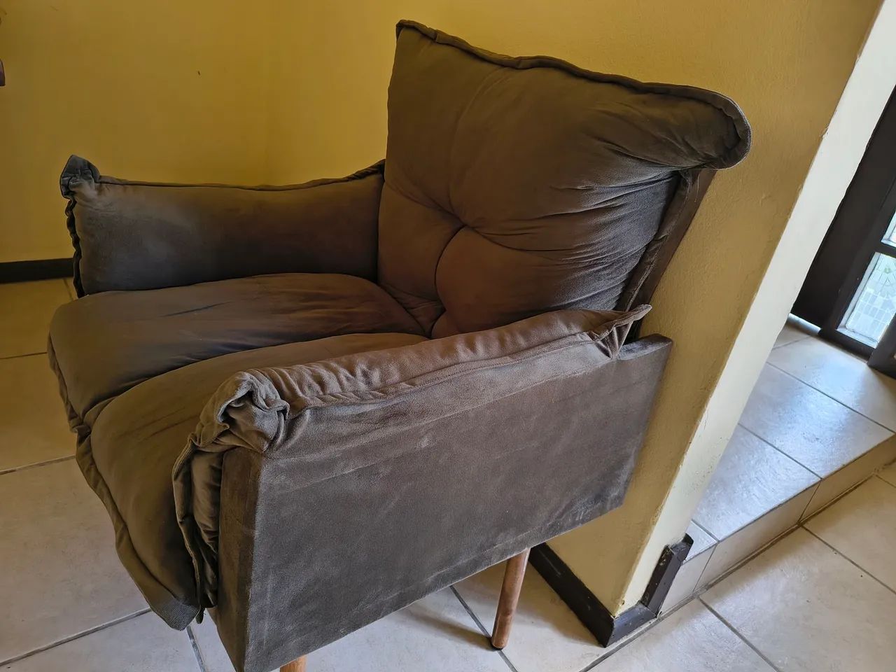 Poltrona estofada - Foto 4