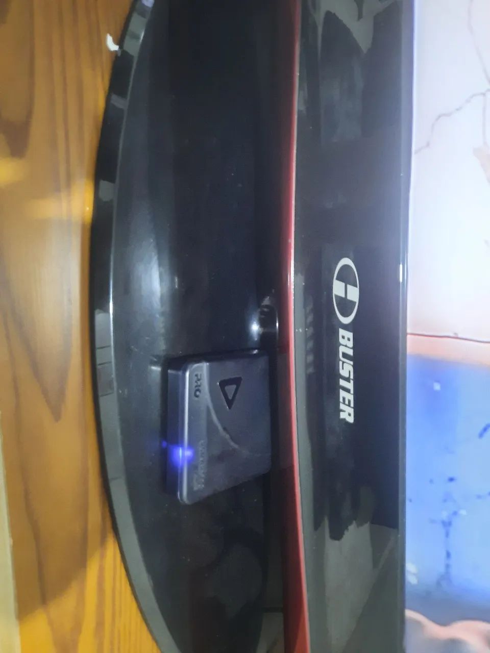 Vendo ou troco excelente TV buster 42 polegadas