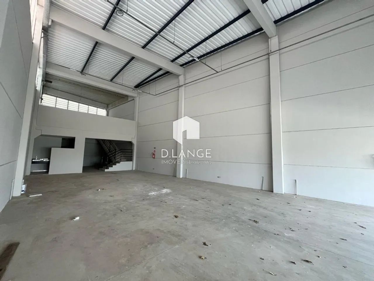 Salão para alugar em Campinas, Jardim Guanabara, com 269 m² - Foto 4
