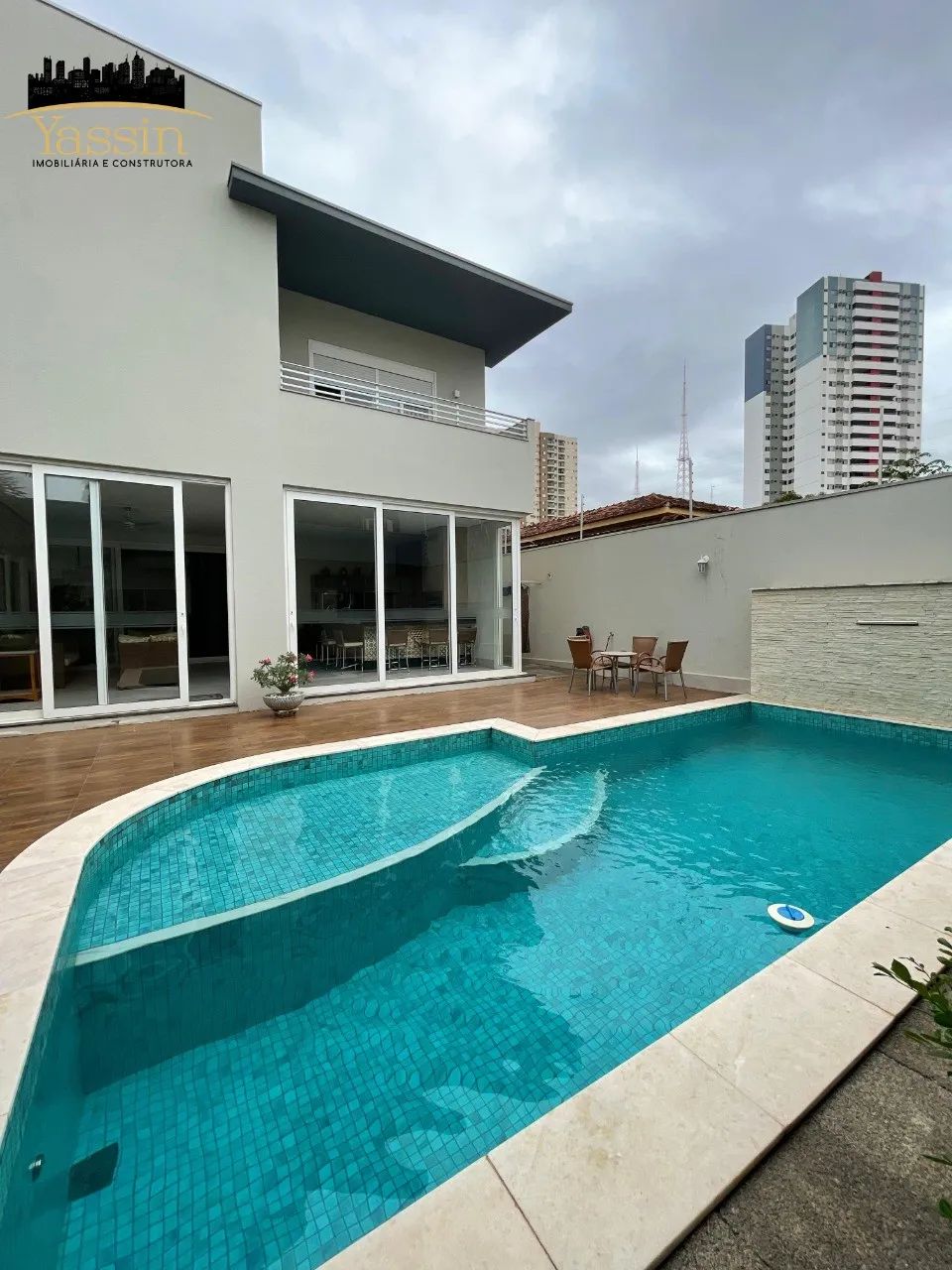 Imóvel comercial de alto padrão com 6 salas e 823m² de área - Cuiabá-MT, Bairro Araés - Ve - Foto 2