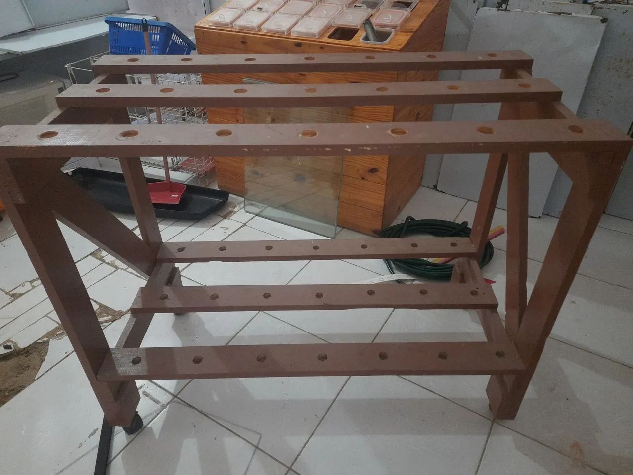 Expositor de vassoura - Foto 2