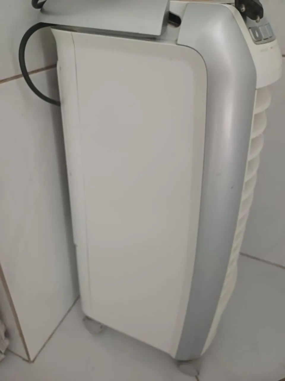 Climatizador de ar Eletrolux COM DEFEITO - Foto 2