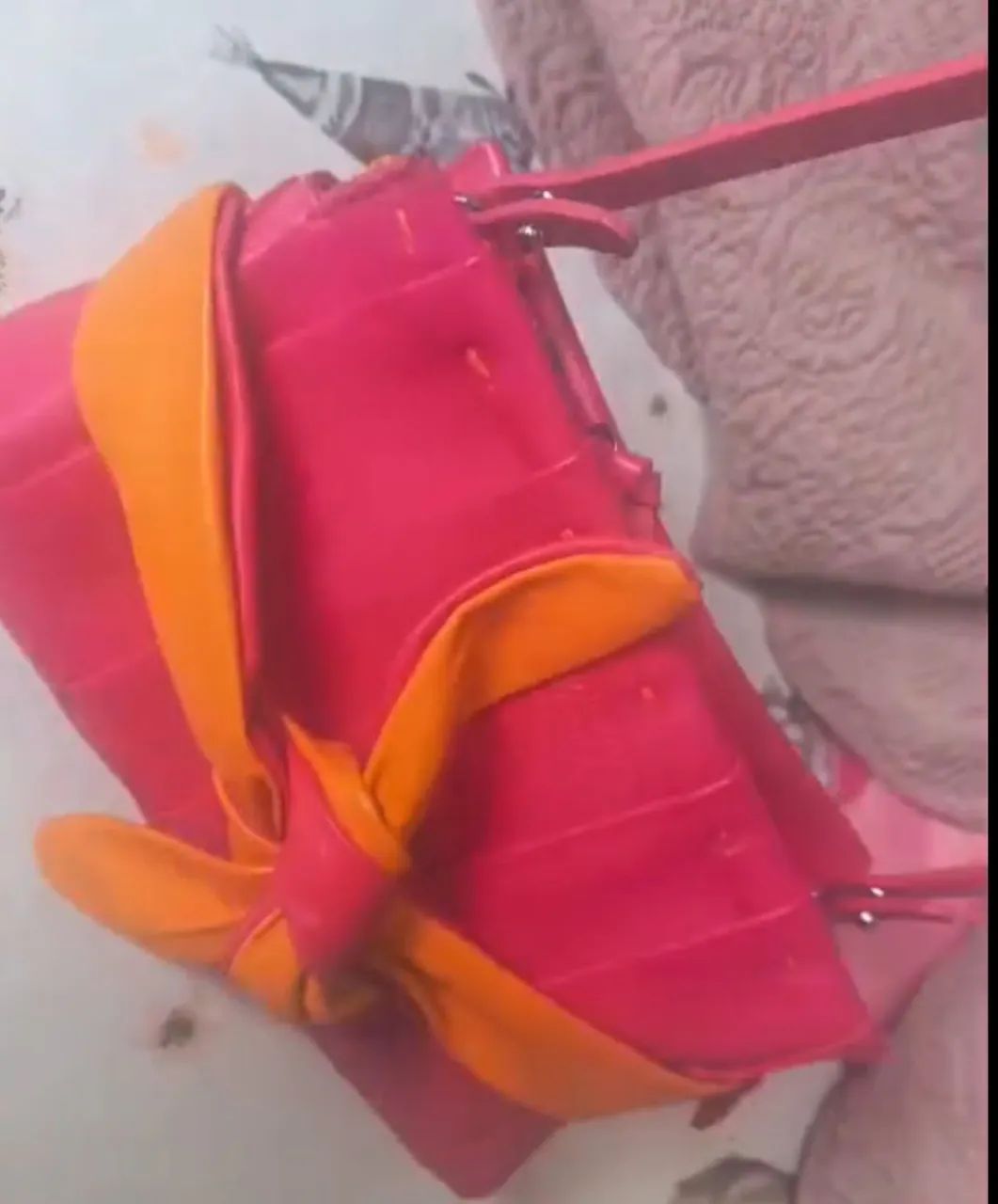 Combo roupa e bolsa,marcas Farm,Arezzo, Schultz 