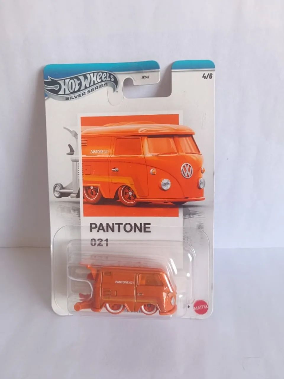Hot Wheels Kool Kombi Pantone 021 Silver Séries