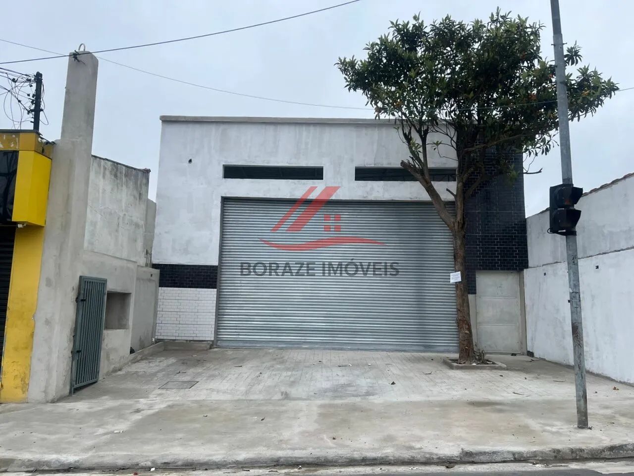 Galpão para alugar na Vila Humaitá em Santo André