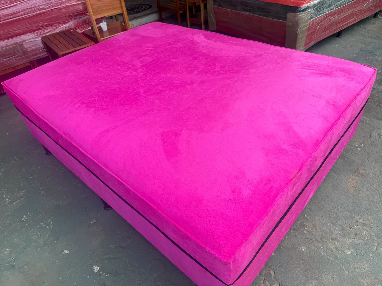Cama casal rosa pink nova 