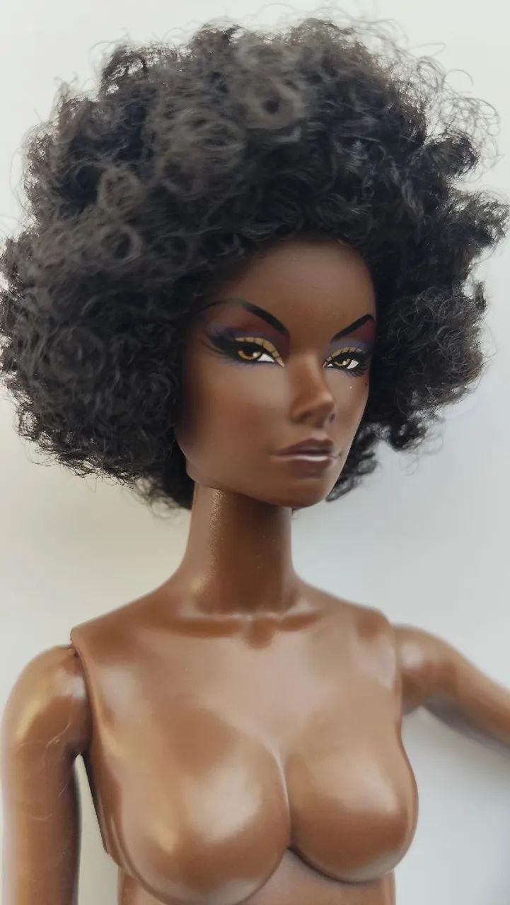Boneca Negra Supermodelo - Foto 5