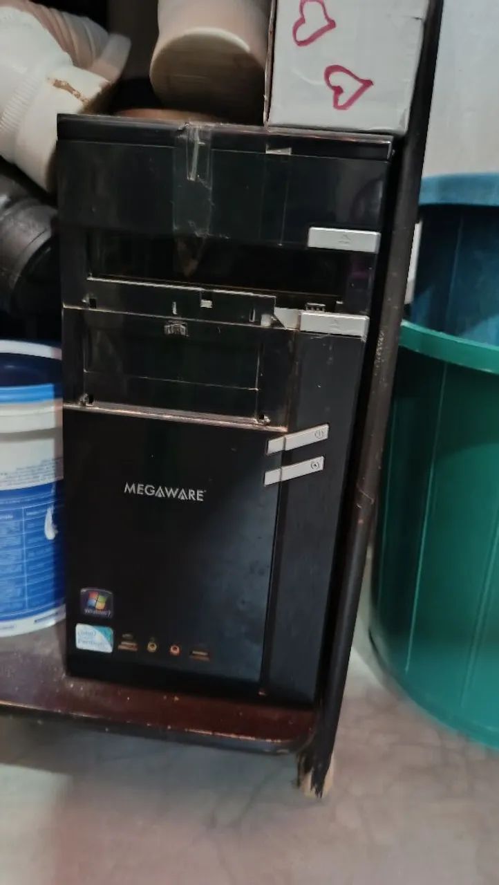Pc funcionando, precisa ser atualizado 