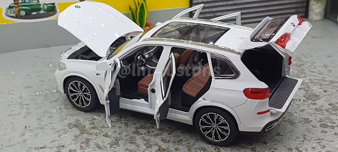 Miniatura 1:24 -BMW X5 Branco perolado  - Foto 2