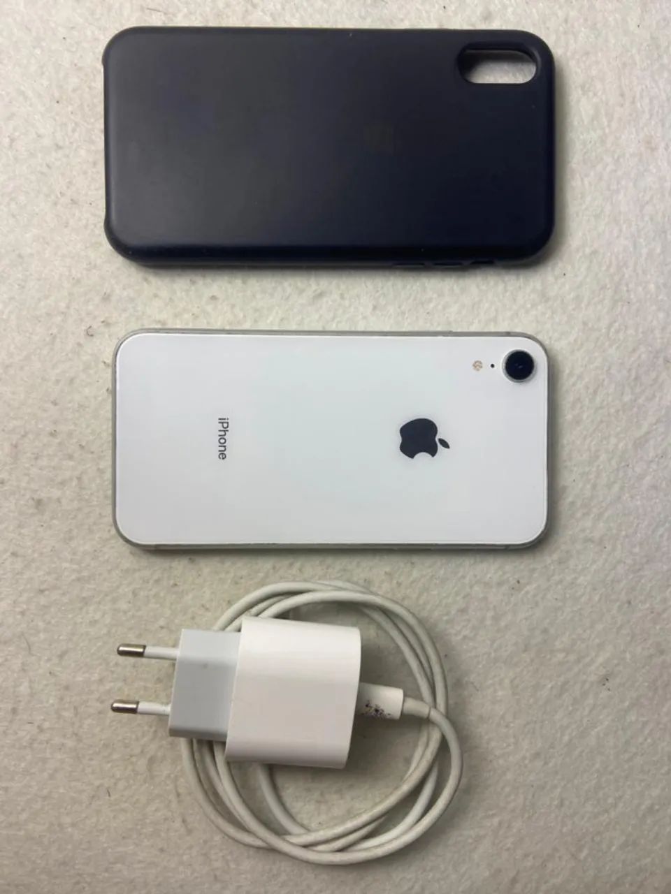 iPhone XR 64GB - Impecável + Capa e Carregador - Foto 4